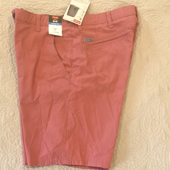 🆕 Wrangler Outdoor Performance Flat Front Flex Waistband 9” Straight Shorts 36 - Picture 3 of 8